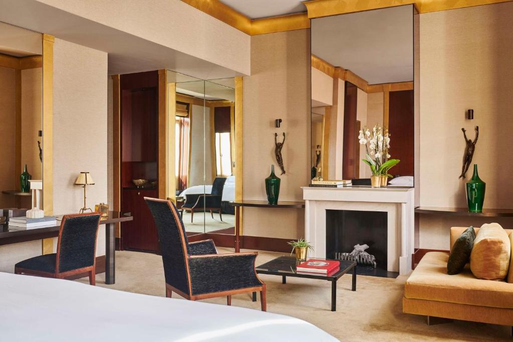 Park Hyatt Paris-Vendôme — Lobby