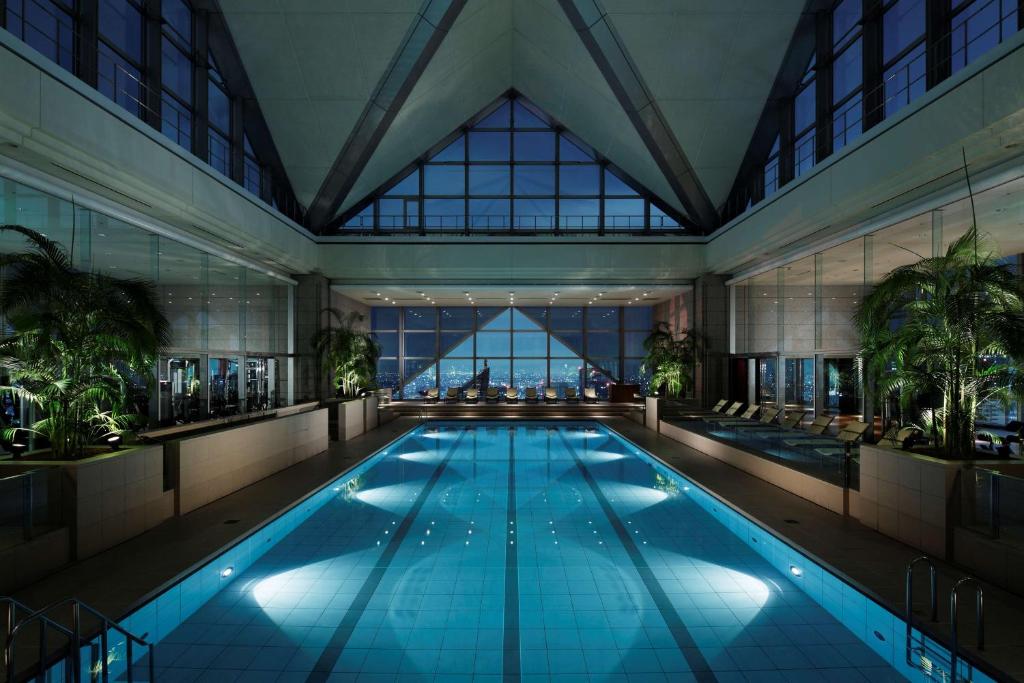 Park Hyatt Tokyo — Lobby