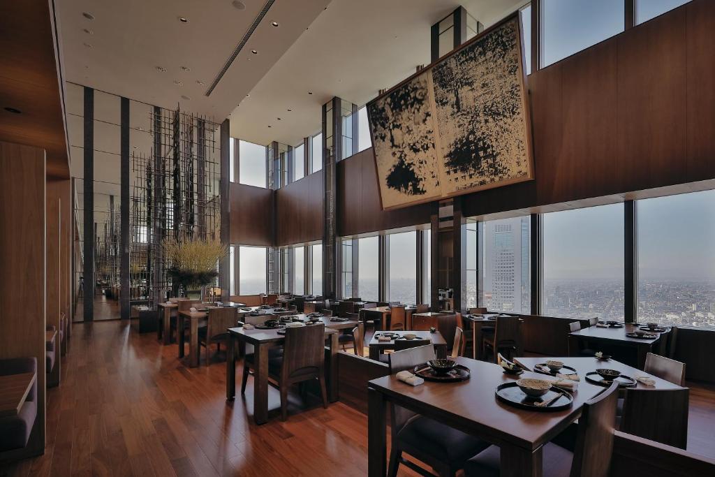 Park Hyatt Tokyo — Pool