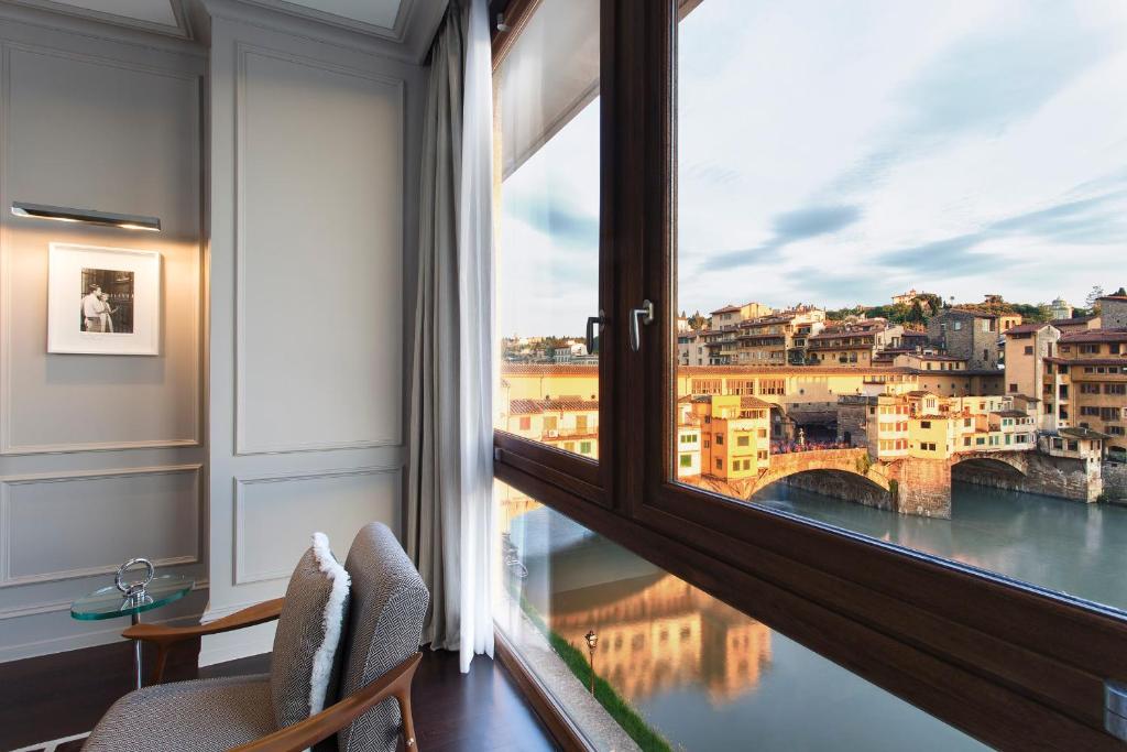 Portrait Firenze — Exterior