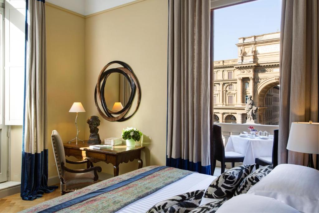 Rocco Forte Hotel Savoy — Lobby