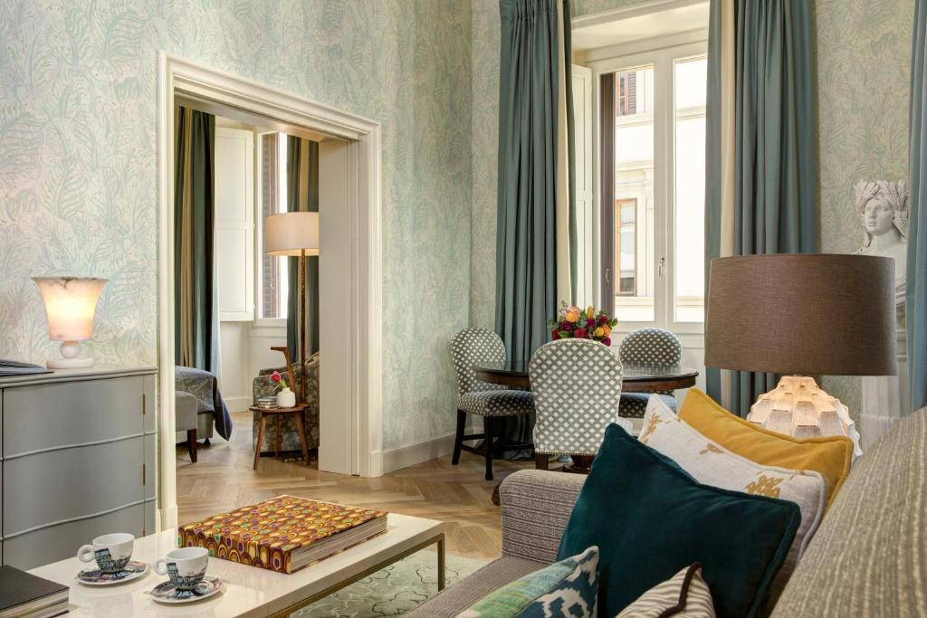 Rocco Forte Hotel Savoy — Room