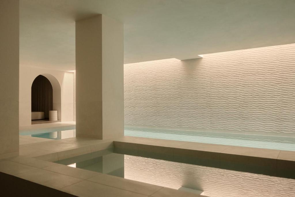 Rosewood Amsterdam — Room