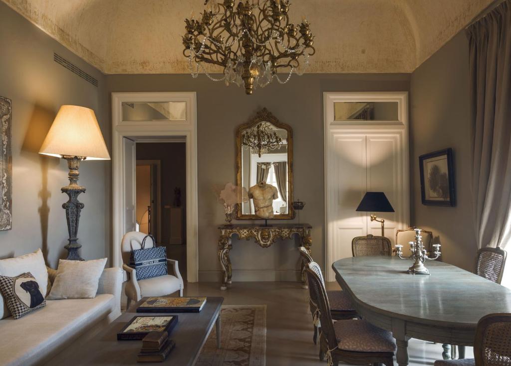 Seven Rooms Villadorata — Room