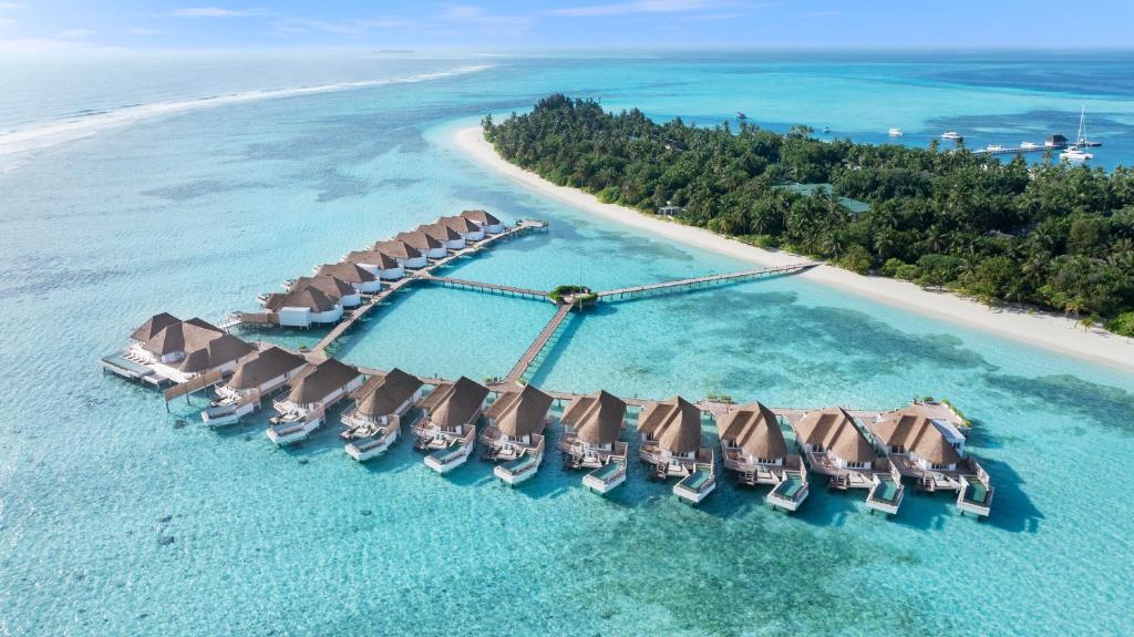 Six Senses Kanuhura — Exterior