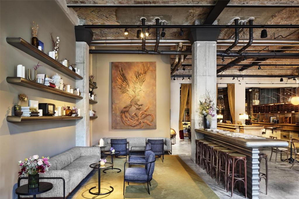 Telegraphenamt — Lobby