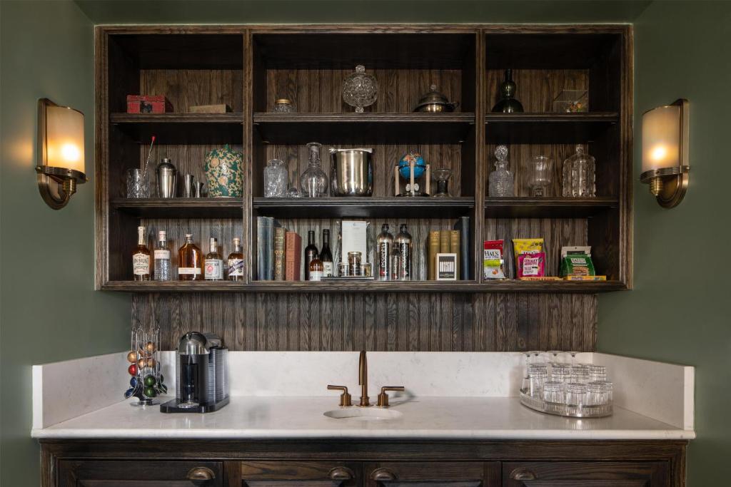 The Beekman, A Thompson Hotel — Pool