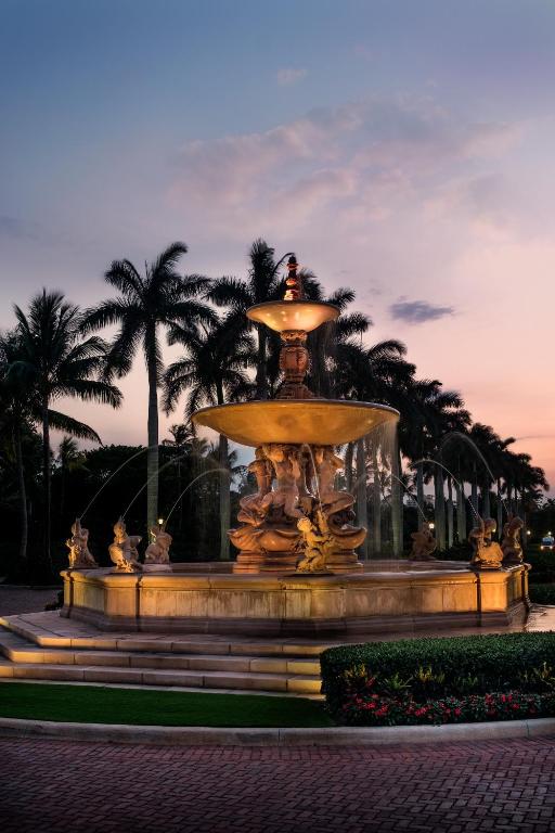 The Breakers — Pool
