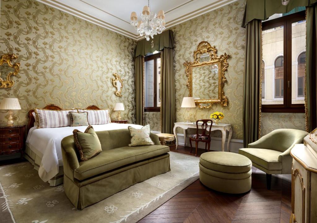 The Gritti Palace — Pool