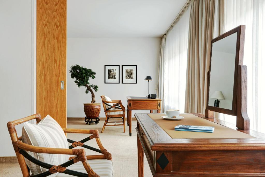 The Mandala Berlin — Lobby