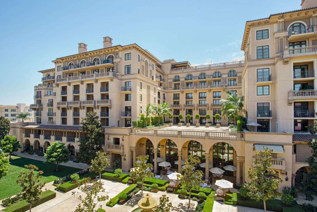 The Maybourne Beverly Hills — Exterior
