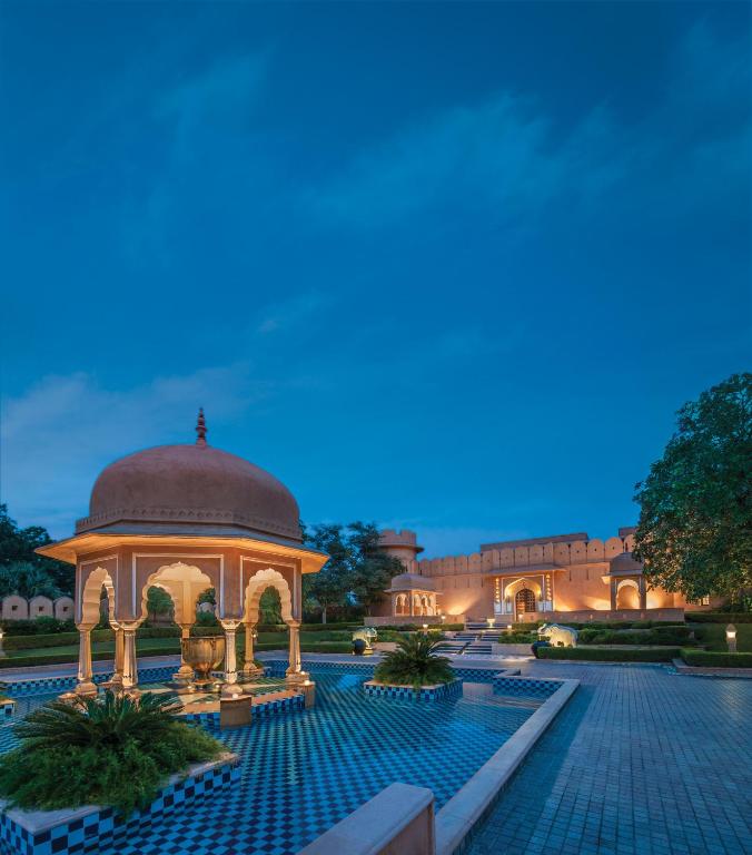 The Oberoi Rajvilas — Exterior