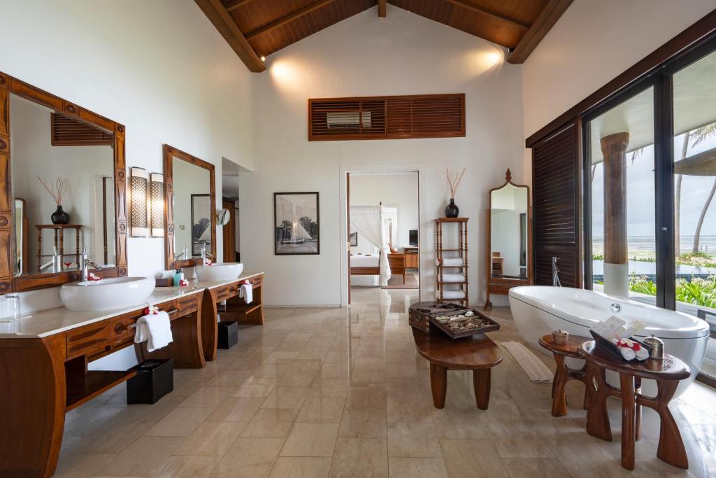 The Residence Zanzibar — Pool