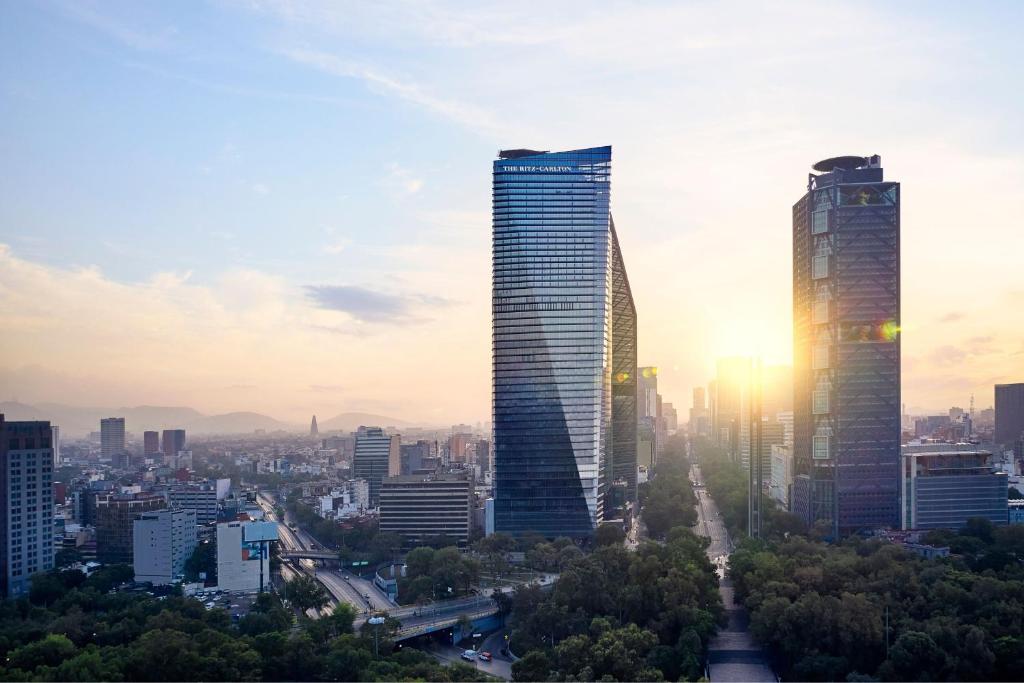 The Ritz-Carlton Mexico City — Exterior