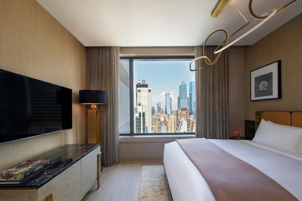 The Ritz-Carlton New York — Room