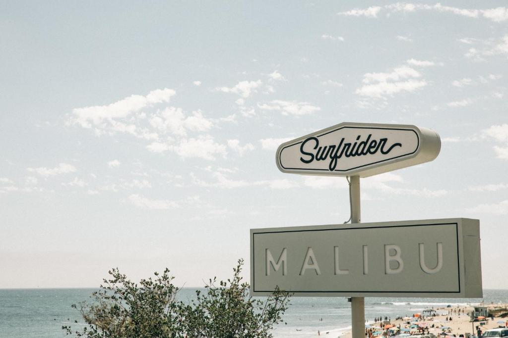 The Surfrider Malibu — Lobby