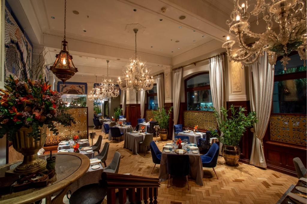 Taj Cape Town — Lobby