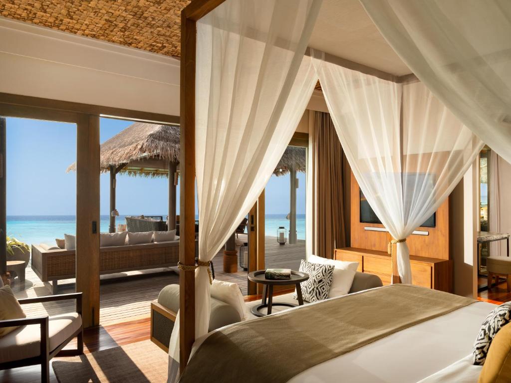 Vakkaru Maldives — Lobby