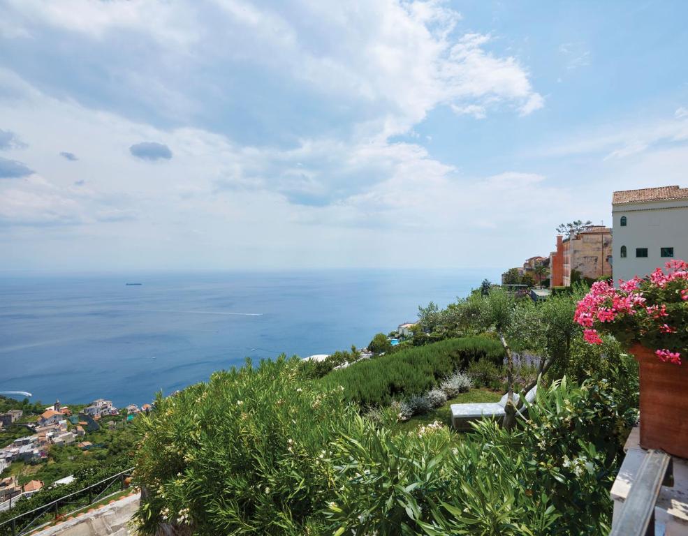 Villa Margherita by Belmond — Lobby