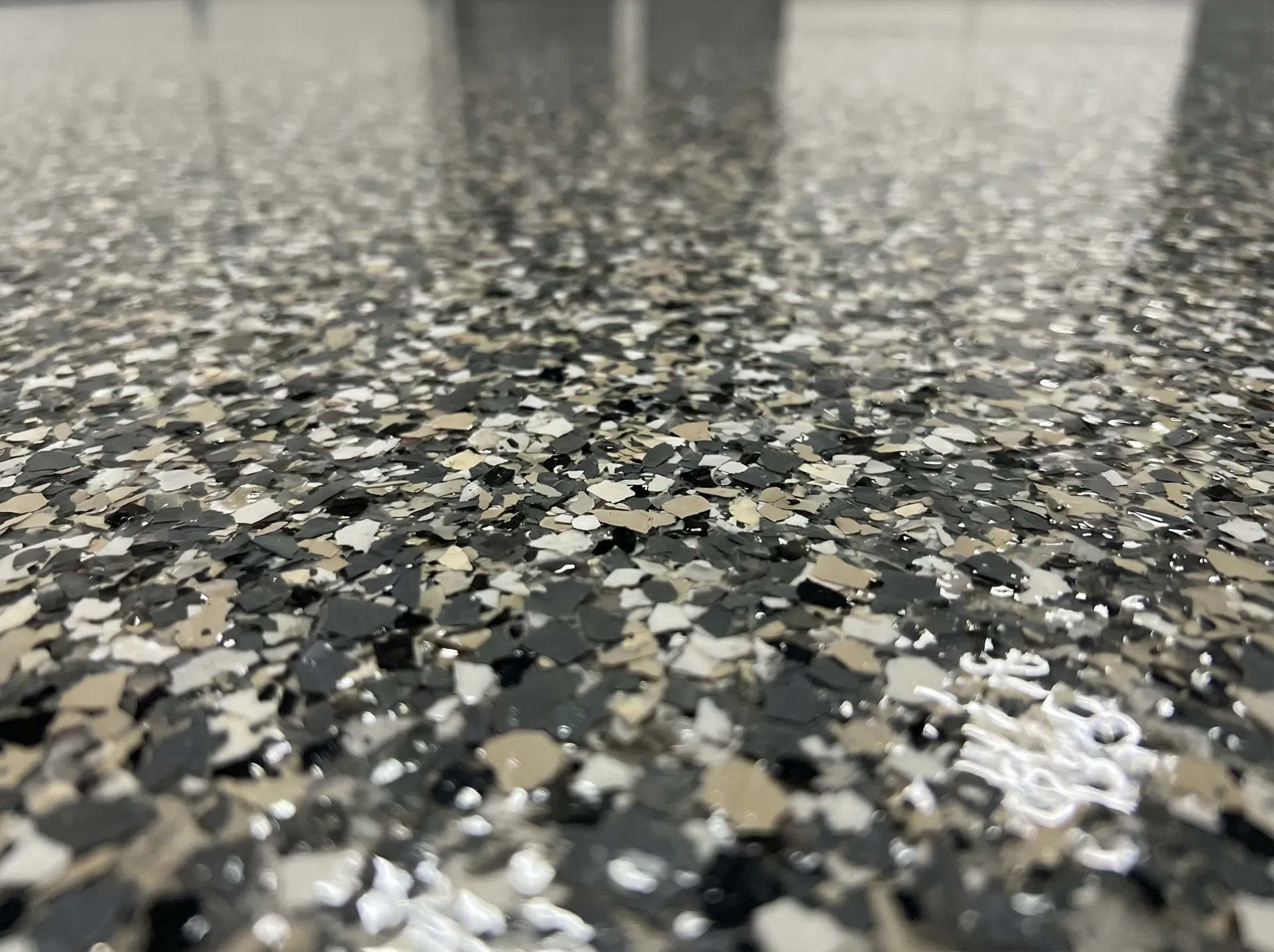 Epoxy Flake — Colour Chip Close-Up