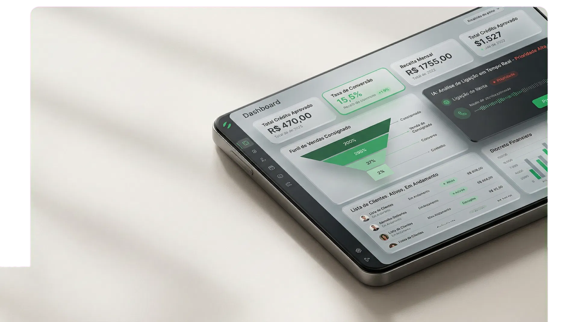 Visual editorial do produto LeSiq com indicadores de CRM e crédito consignado