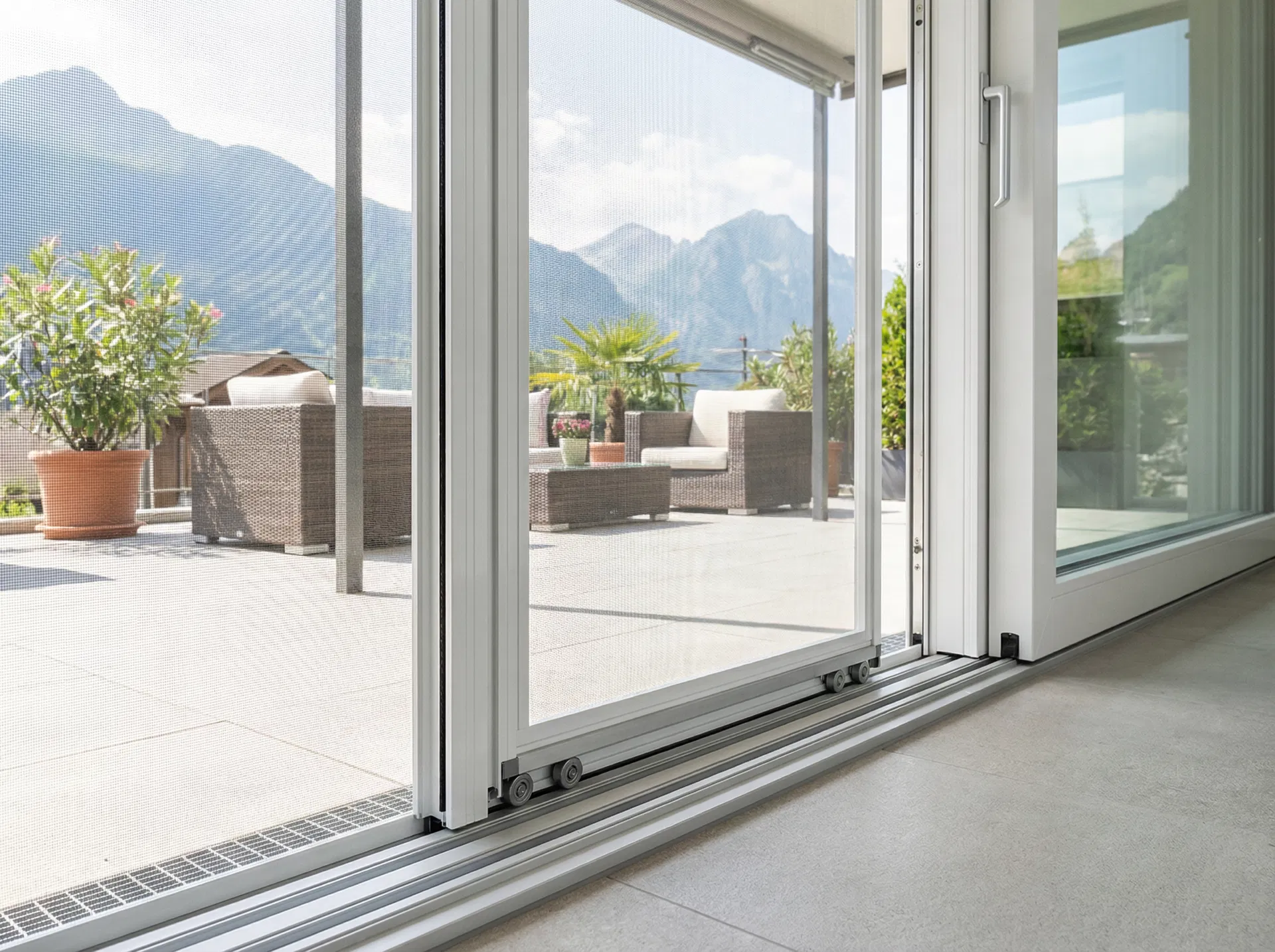 Moustiquaire Coulissante - Baies vitrées & grandes ouvertures | Moustiquaire Lausanne