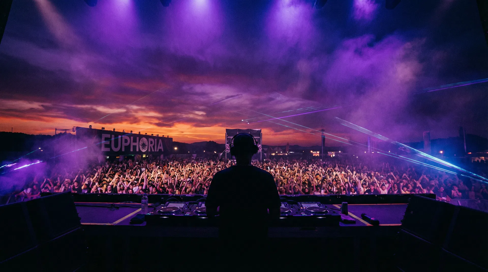 Thornballin performing live