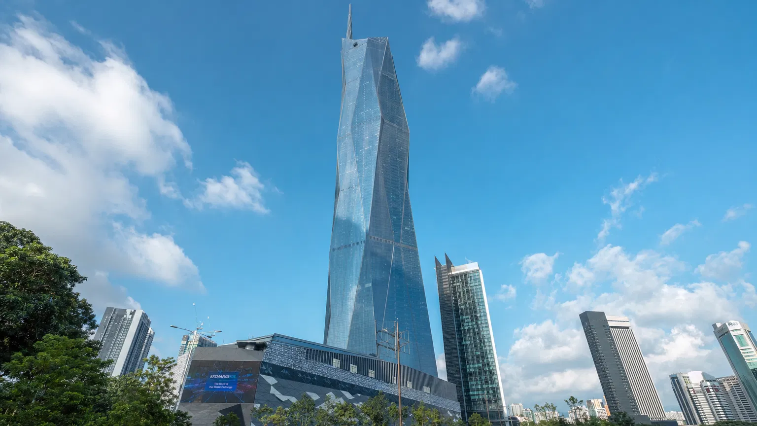 Exchange 106 Exterior