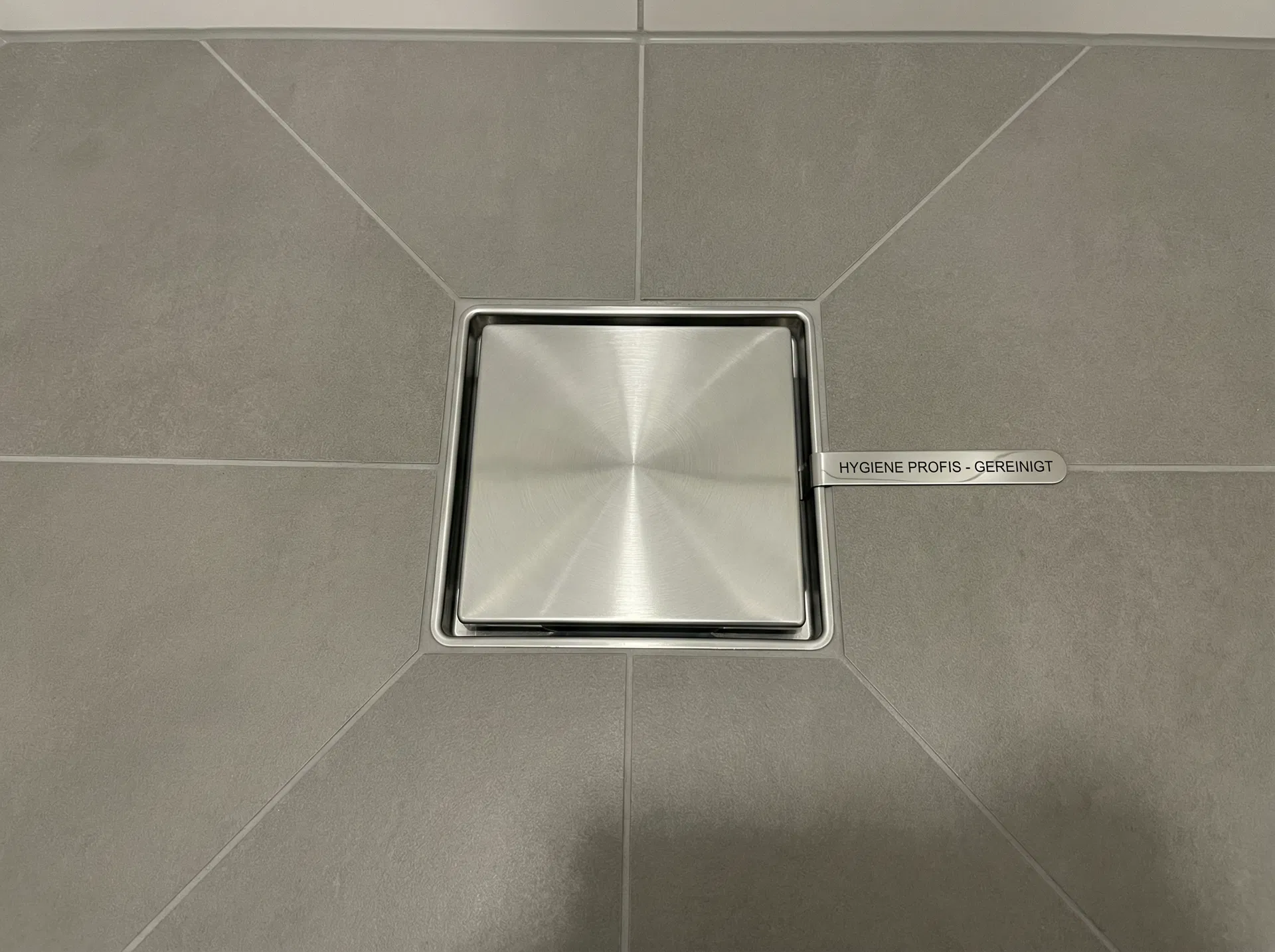 Duschablauf blockiert – Nachher