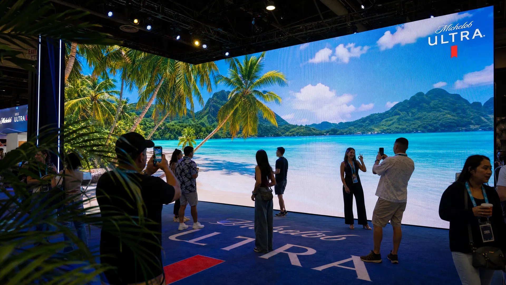 Brand Activation — L-Shaped LED Tropical Scene