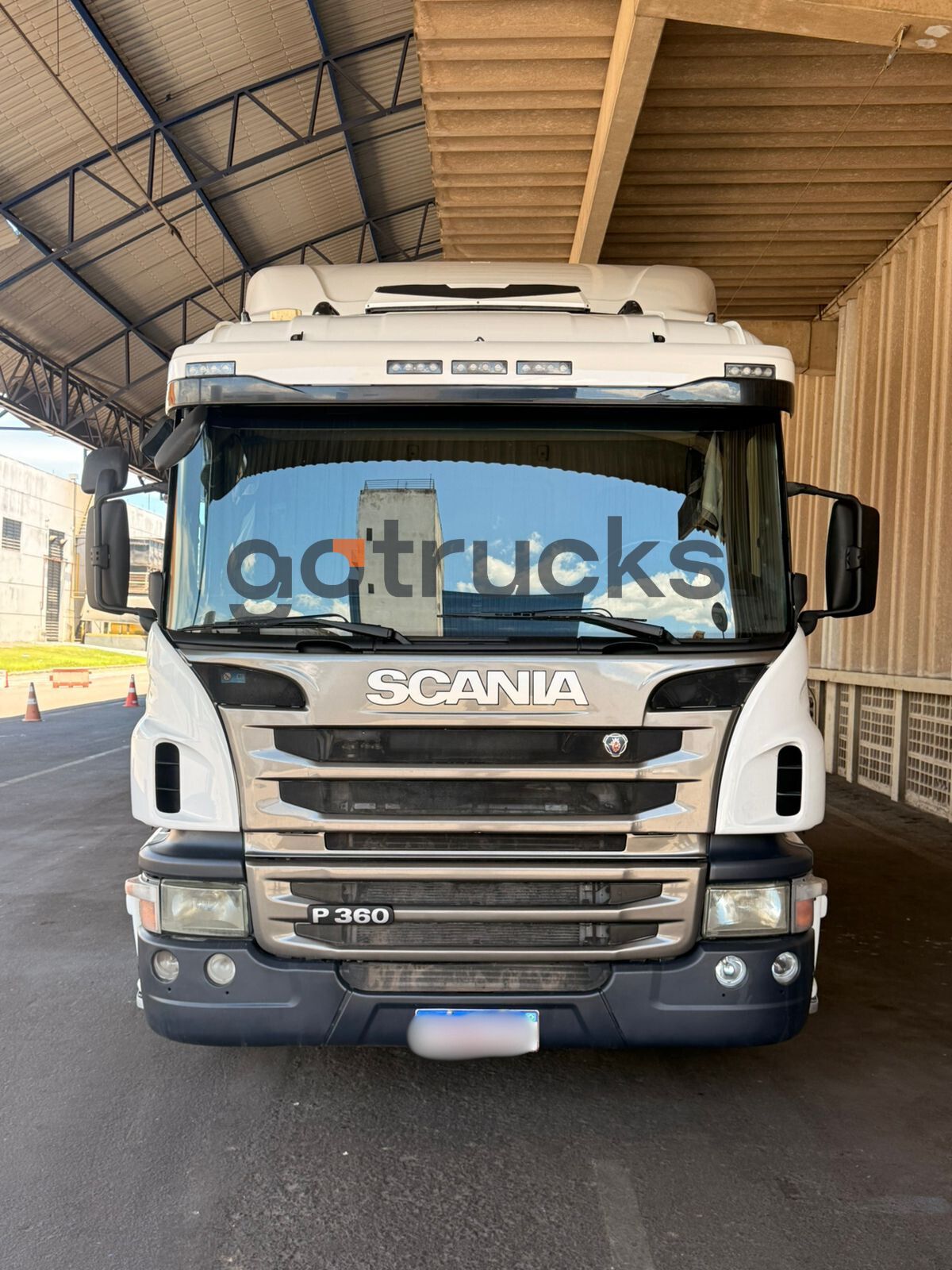 Scania P 360 A6x2 2014