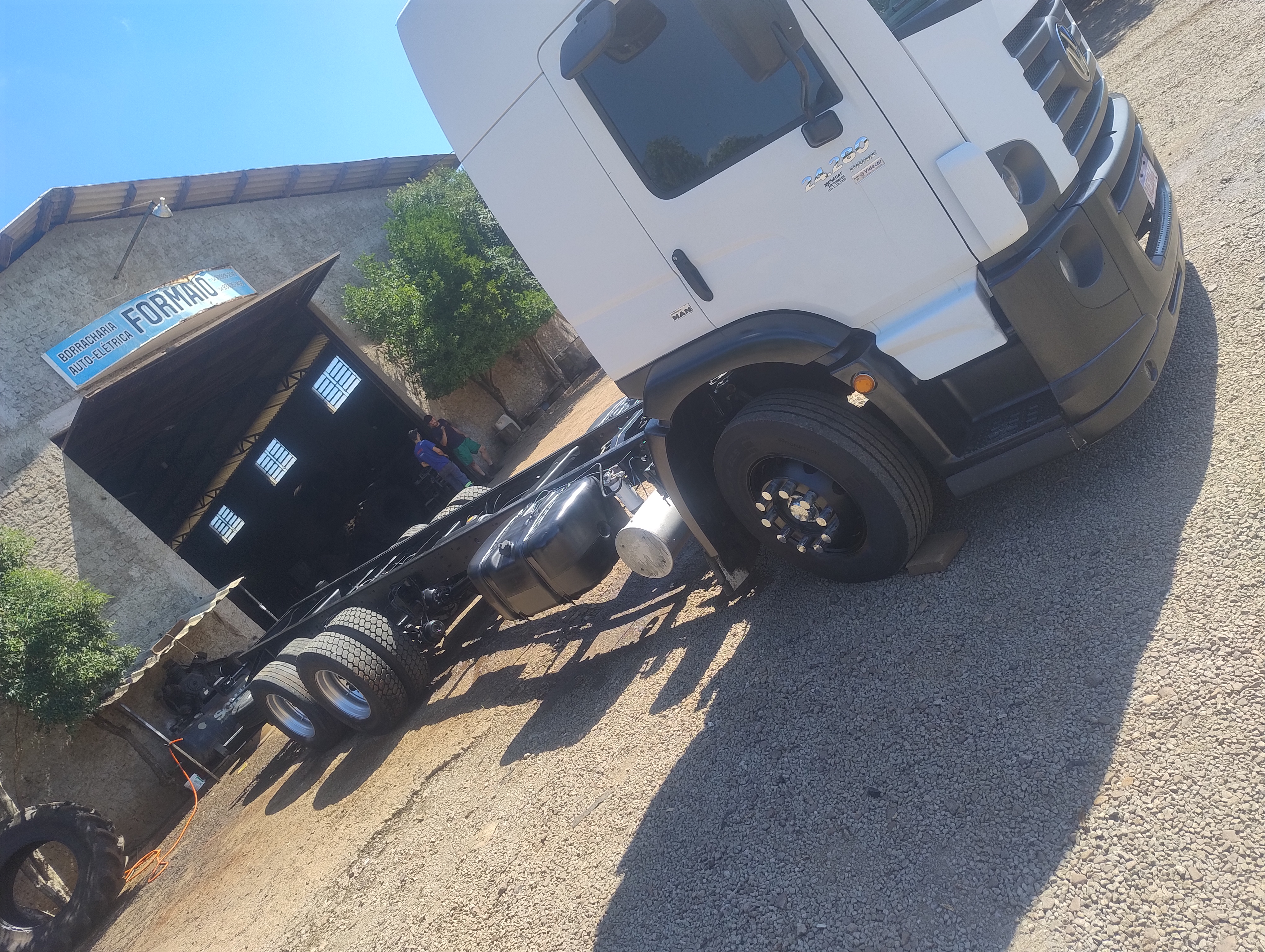 Volkswagen 24280 2020