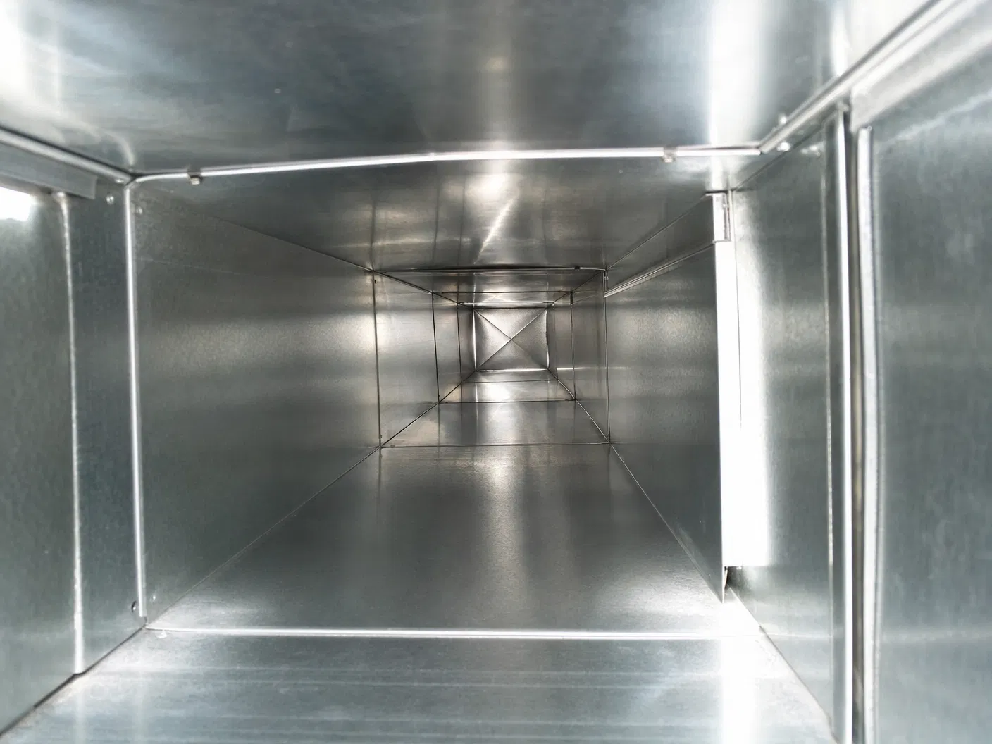 Clean air duct after professional cleaning
