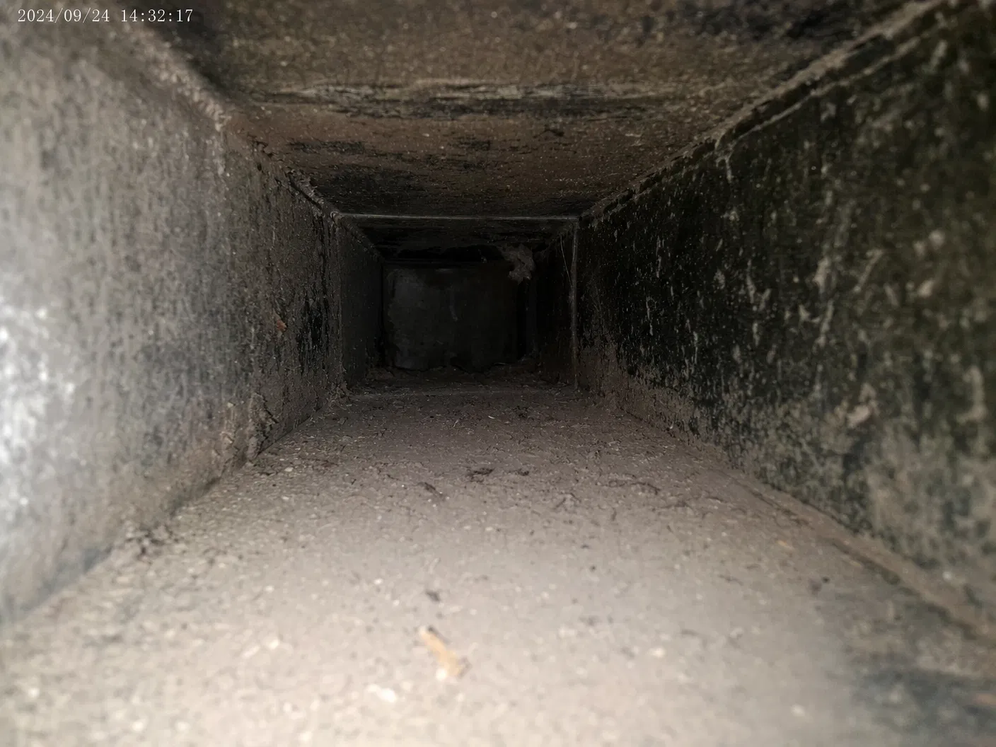Dirty air duct before cleaning