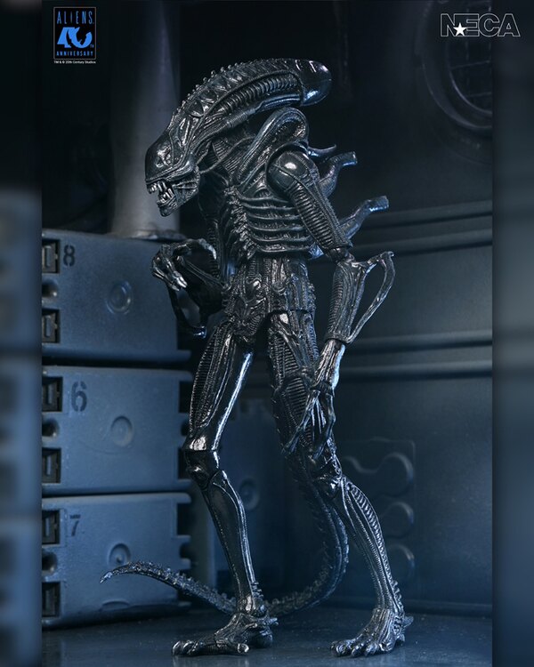 NECA Aliens - 40th Anniversary Ultimate Warrior Xenomorph 7� Scale Action Figure Coming April 26th