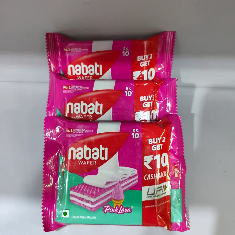 Nabati Strawberry Waffer