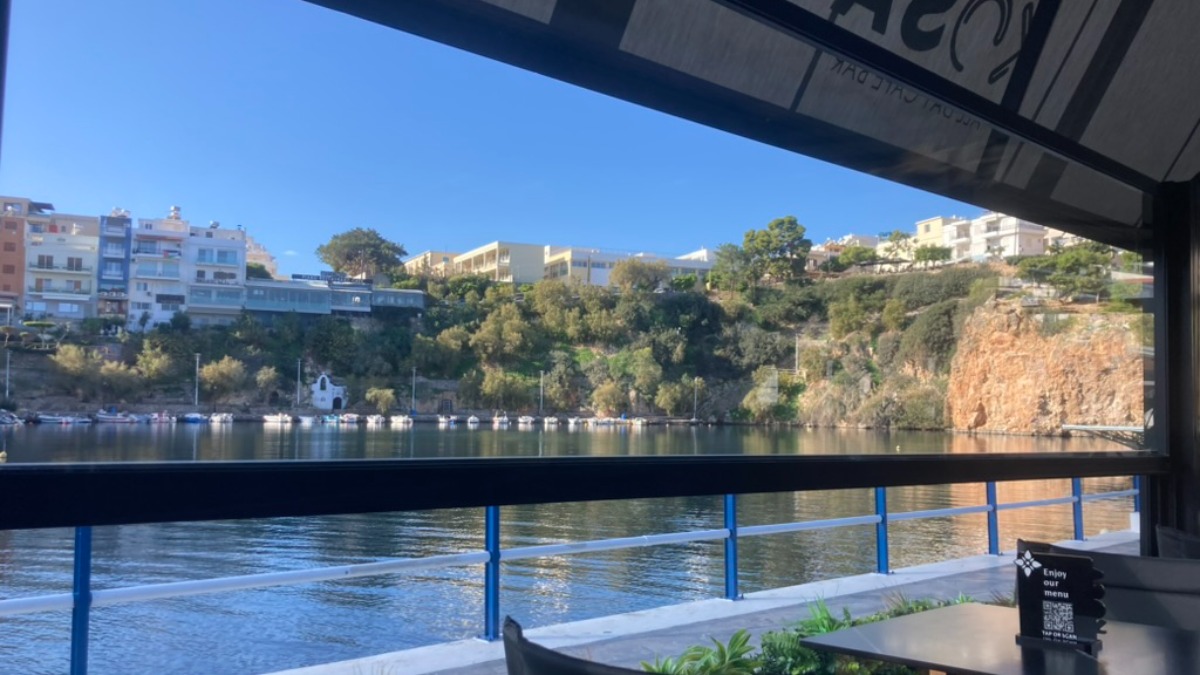 Best Duffel Bags & Carry-Ons: Style Meets Function for Travel