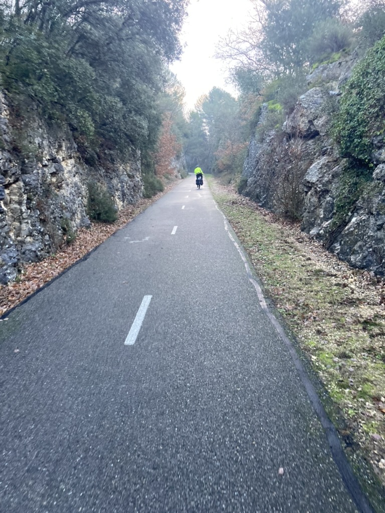 Best Carry-On Luggage 2025: Lightweight & Airline Approved