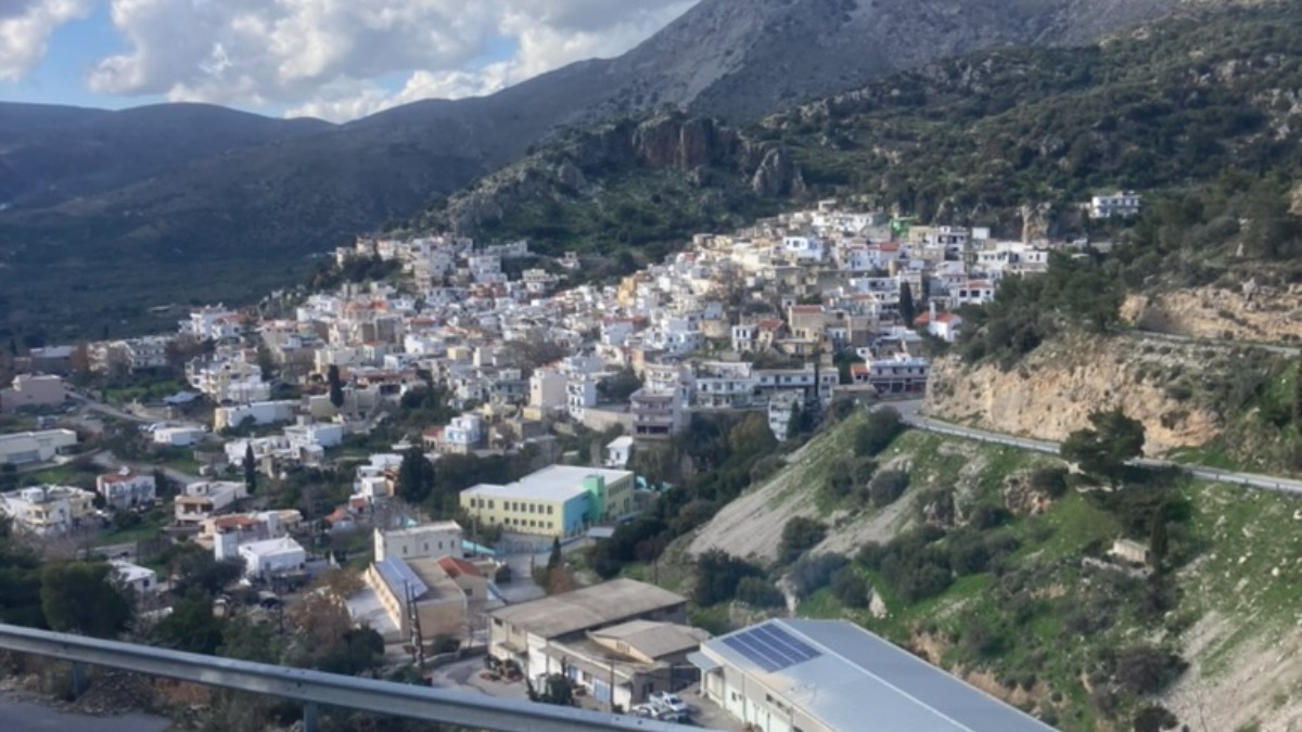 Best Leather Duffel Bags & Stylish Carry-Ons for Travel