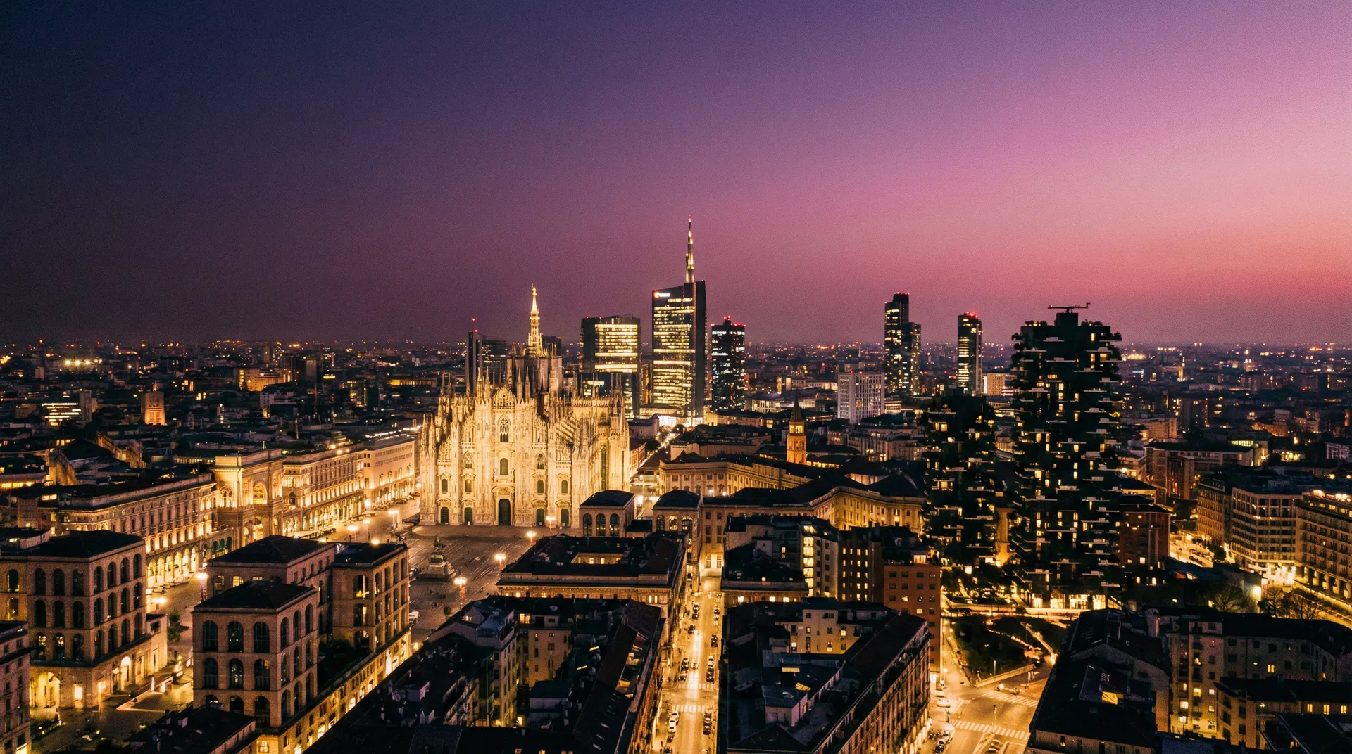 Come Scegliere un'Escort a Milano: Guida Completa 2025 - Immagine di copertina articolo EscortAdvisor