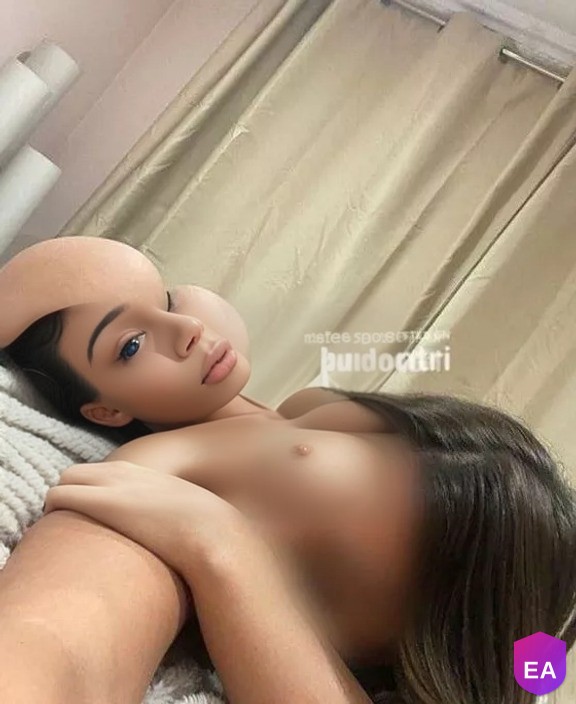 Donna a Trapani - Foto 1 - escort a Italia