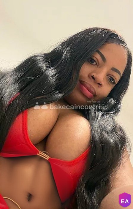 Donna a Ferrara centro