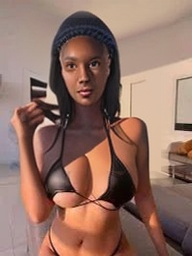 Sofia - Foto 3 - massaggi a Varese