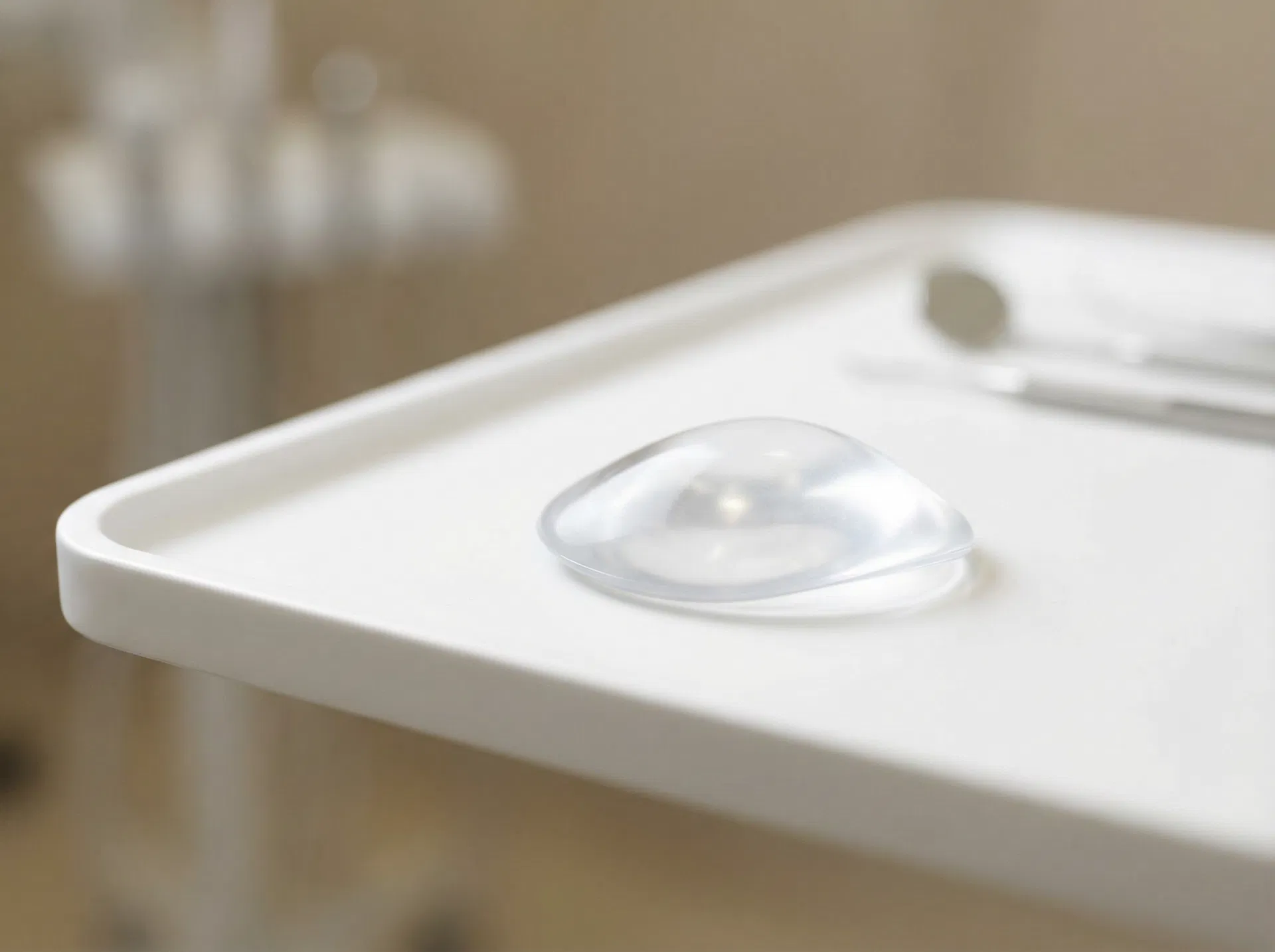 Medisinsk silikonimplantat for hakeprotese – biokompatibelt materiale brukt i plastisk kirurgi