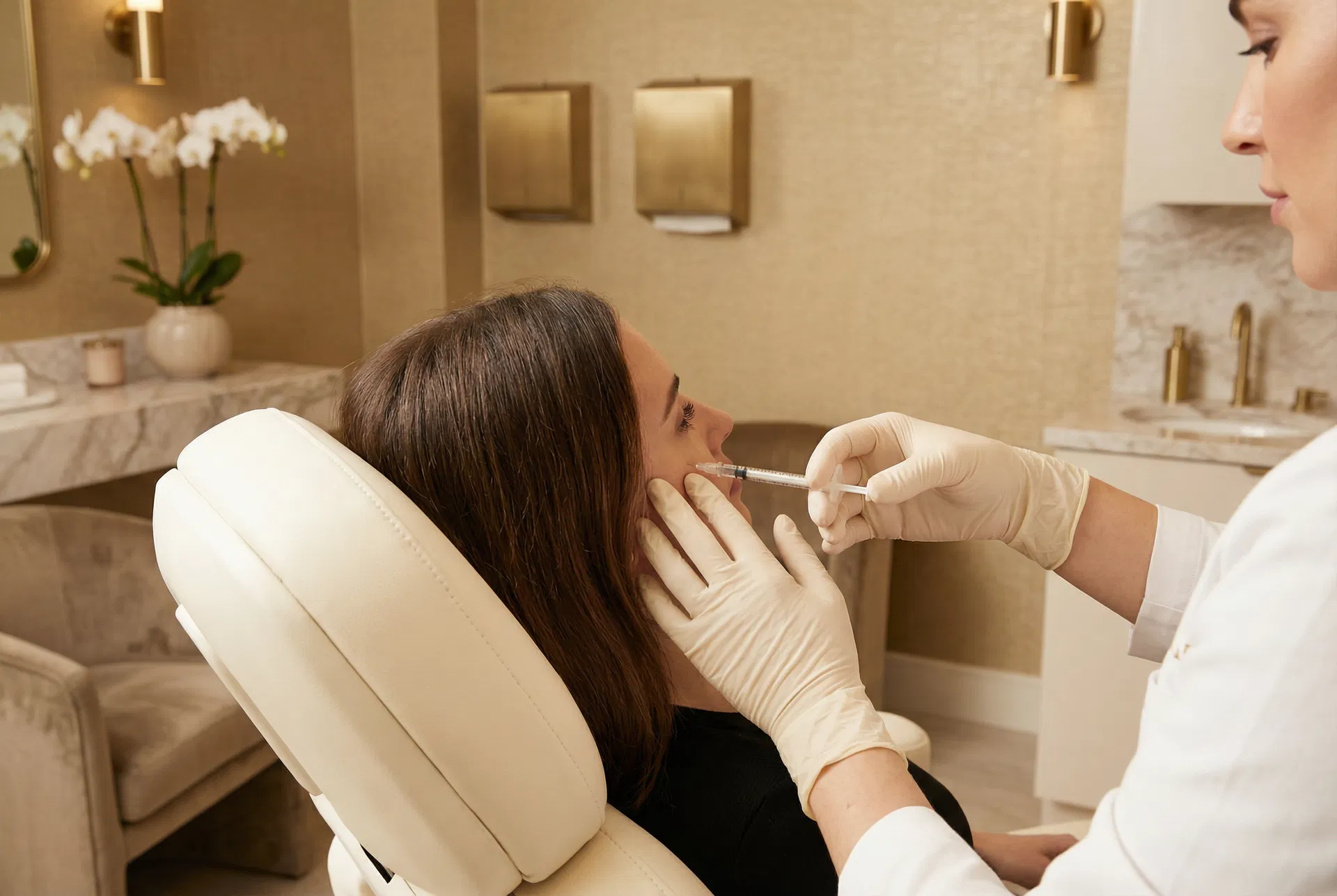 Ellansé behandling – estetisk klinikk