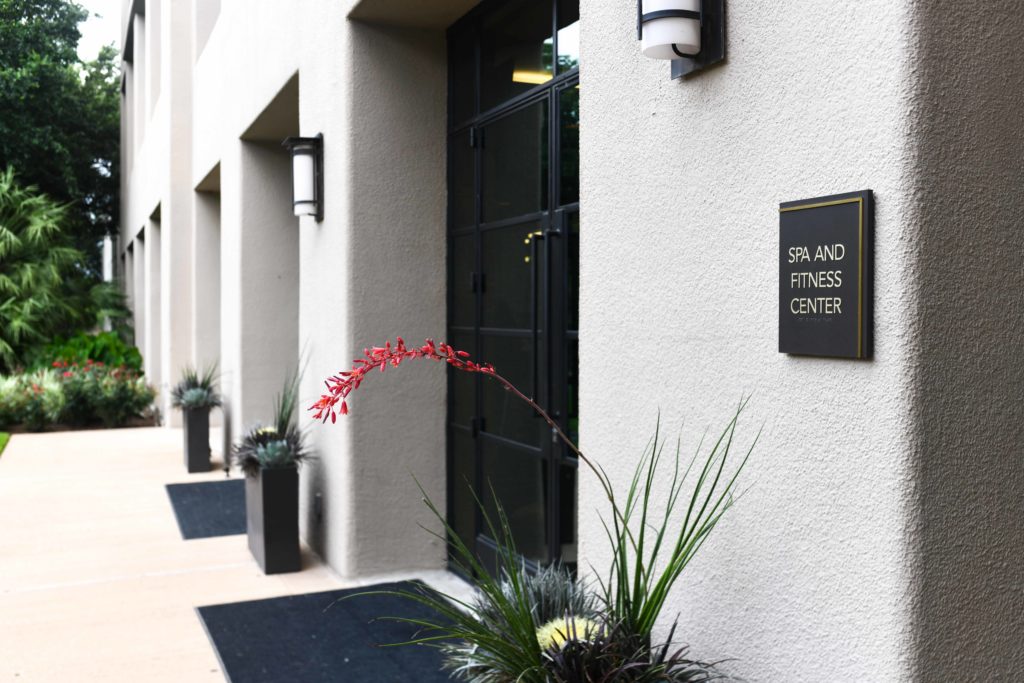 Four seasons Prenatal Massage_thehonestshruth