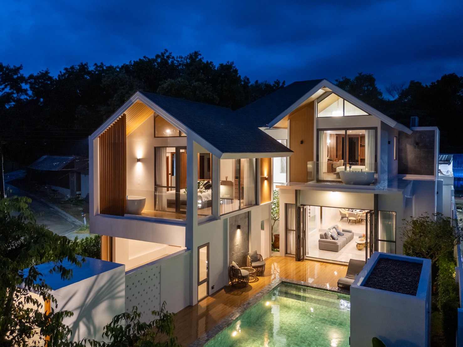 Alisa Grand Pool Villa: Luxury 6+1 Bedroom Pool Villa Near Layan and Bang Tao Beach, Phuket 3