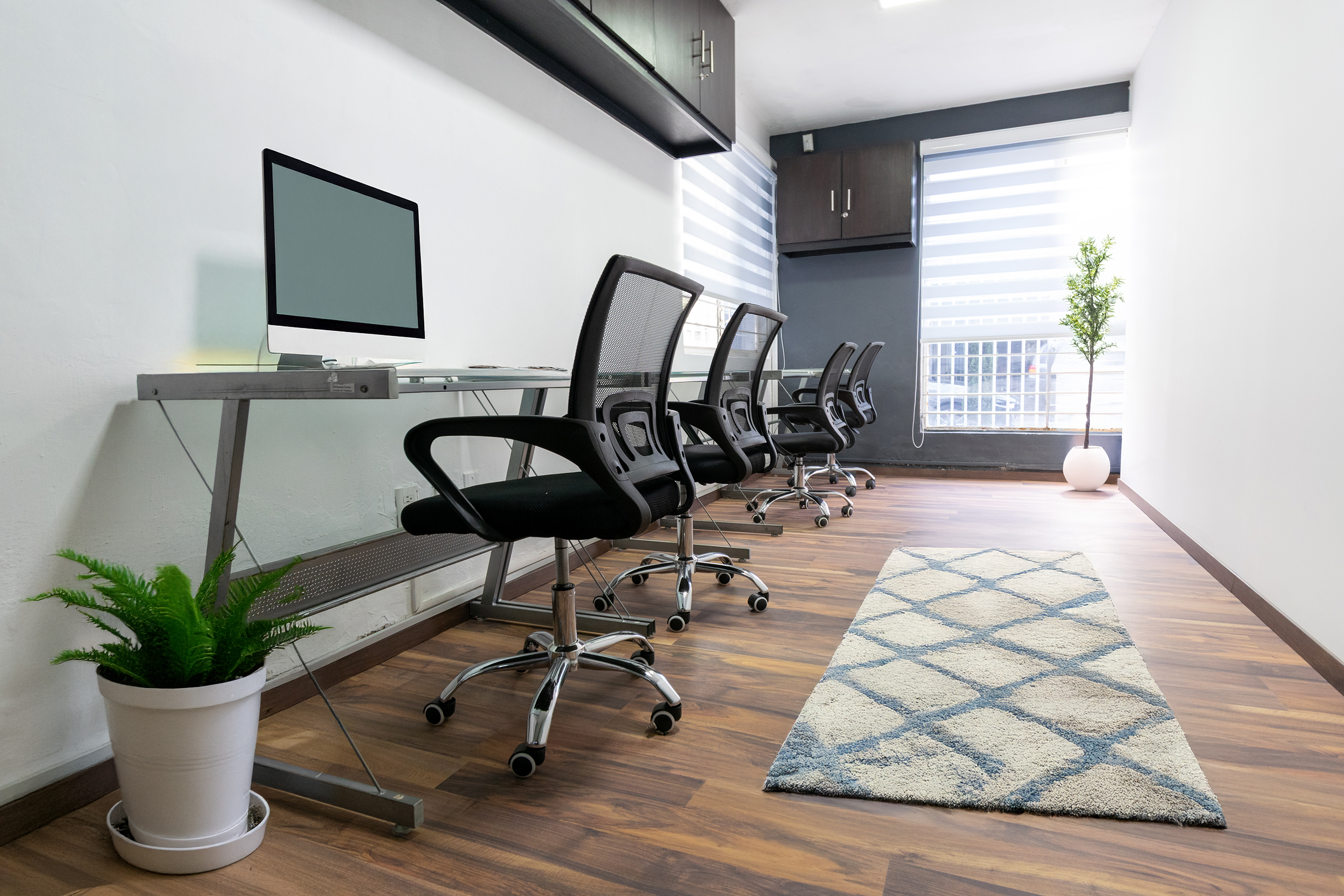 RENTA DE OFICINA EN ESTRELLA POLAR 