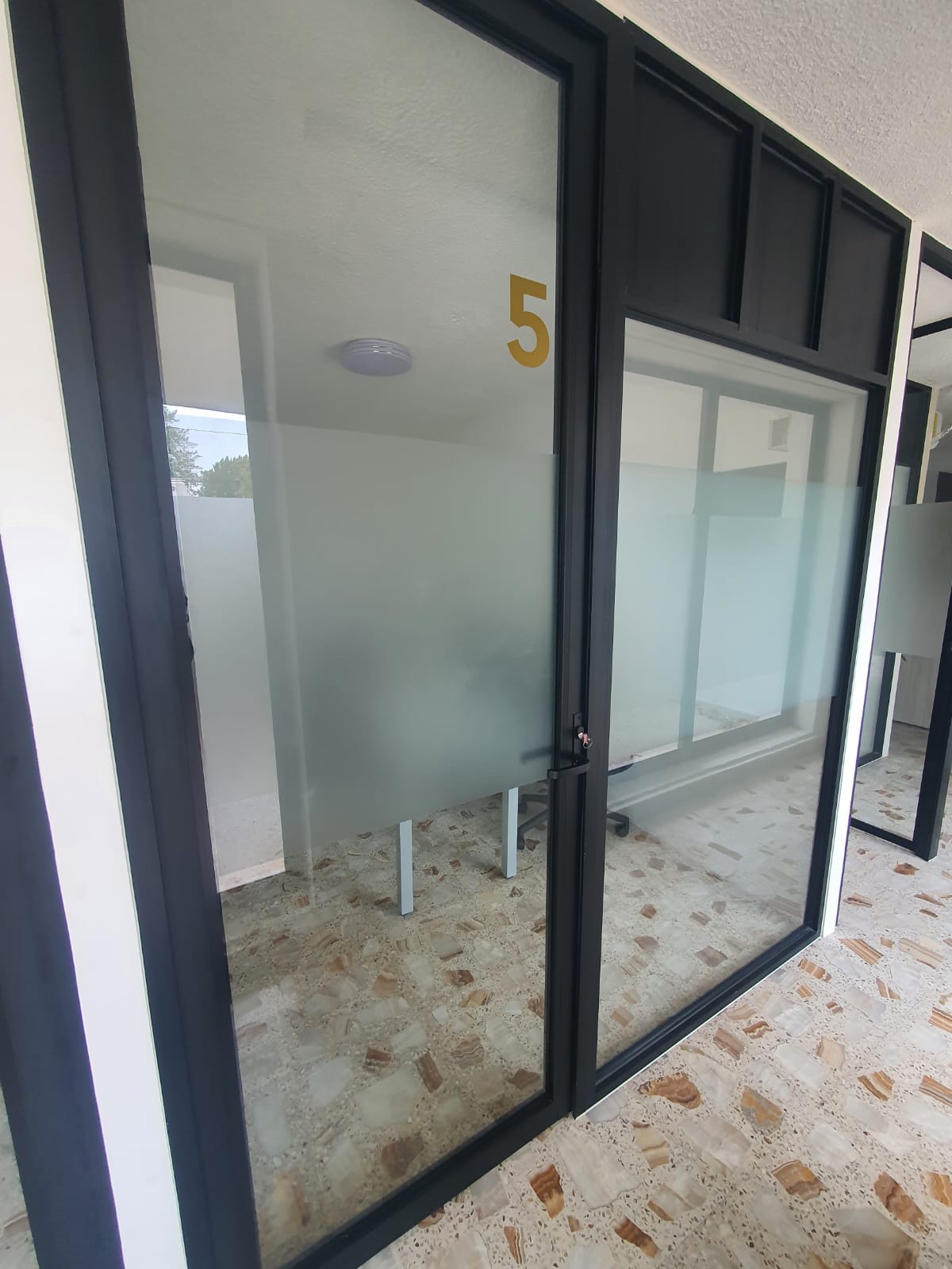 💼 Profesionaliza tu imagen con una oficina en el corazón de Mérida * OFICINA 05