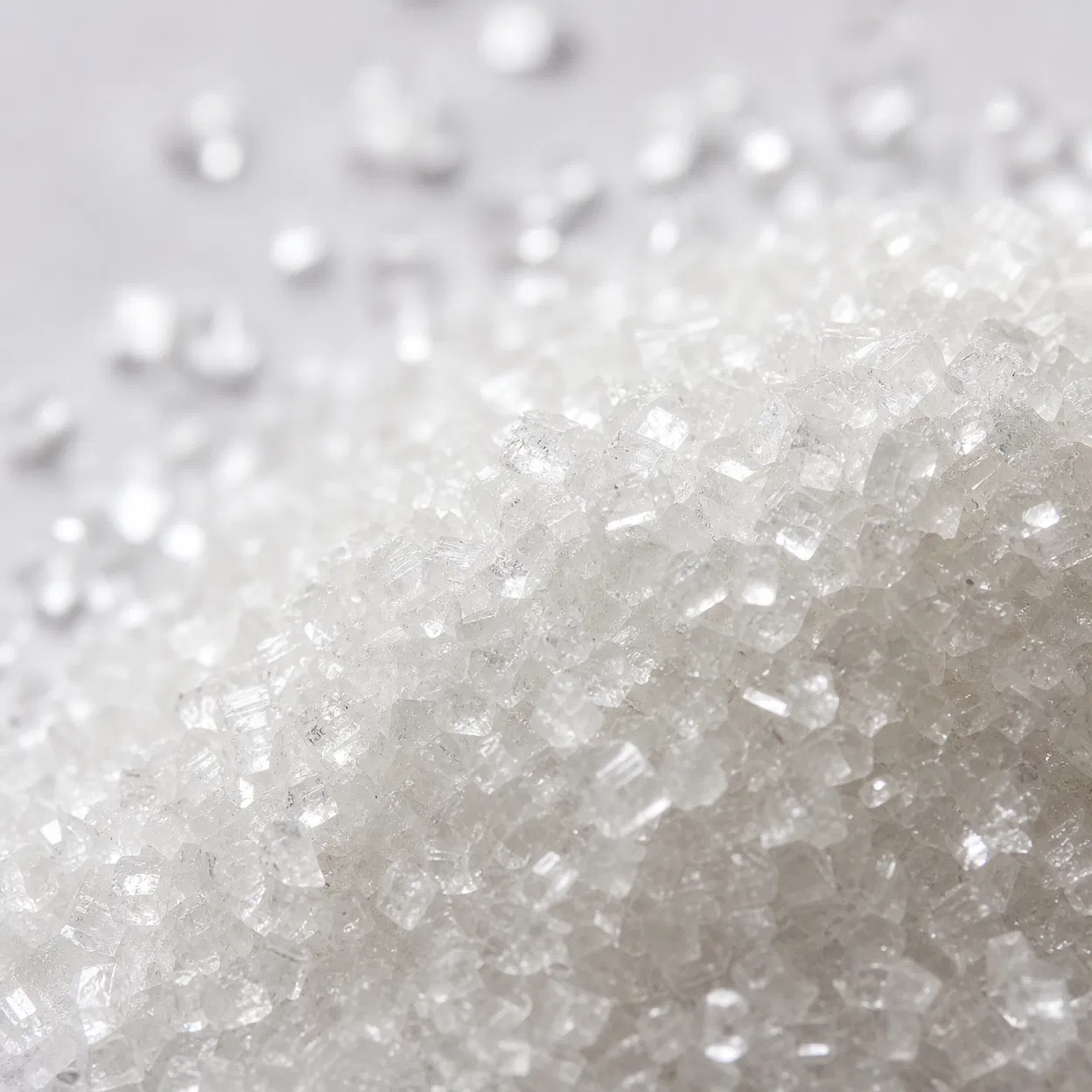 IC45 refined white sugar crystals